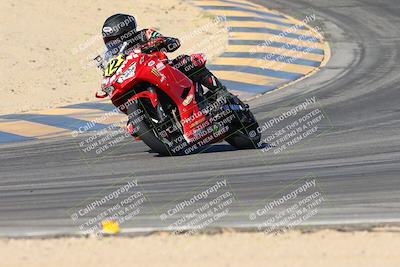 media/Jan-10-2025-CVMA Friday Practice (Fri) [[489e0da257]]/Group 4 and Trackday/Session 3 (Turns 9 and 10)/